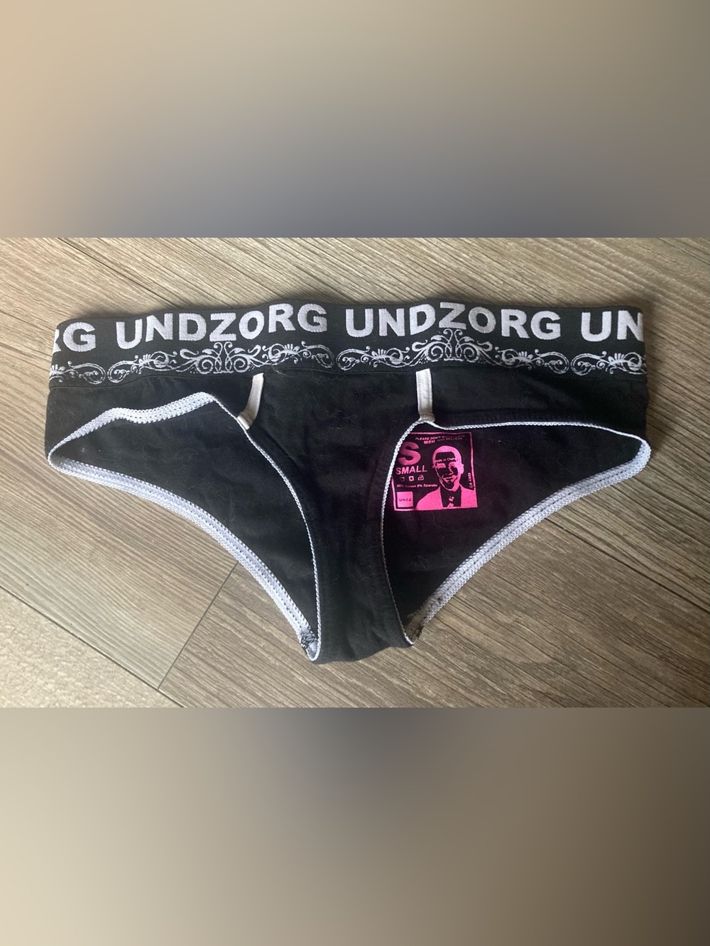 UNDZORG Black Cotton Bikini Brief Size Small